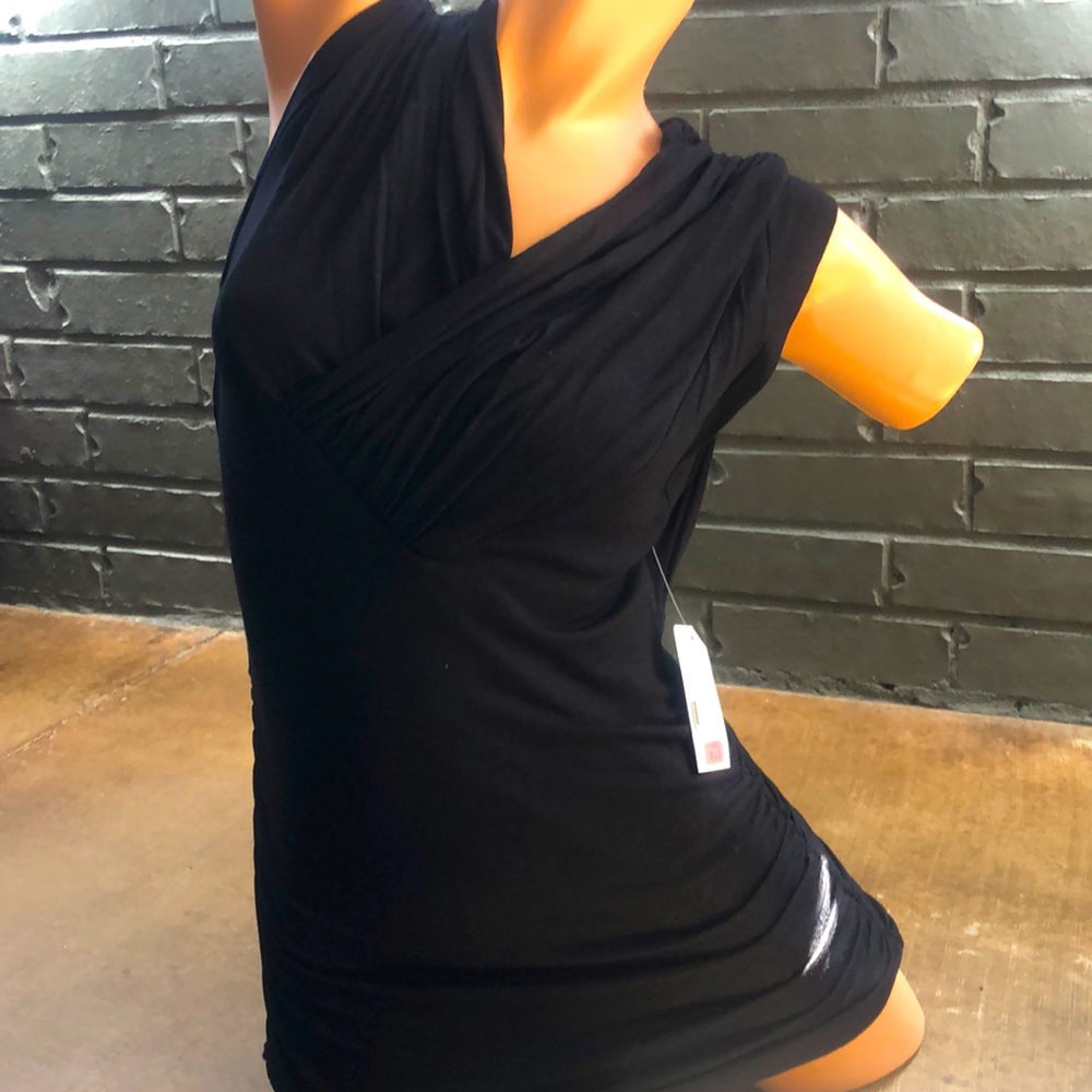 NWT sleeveless black  blouse. Sz XL.